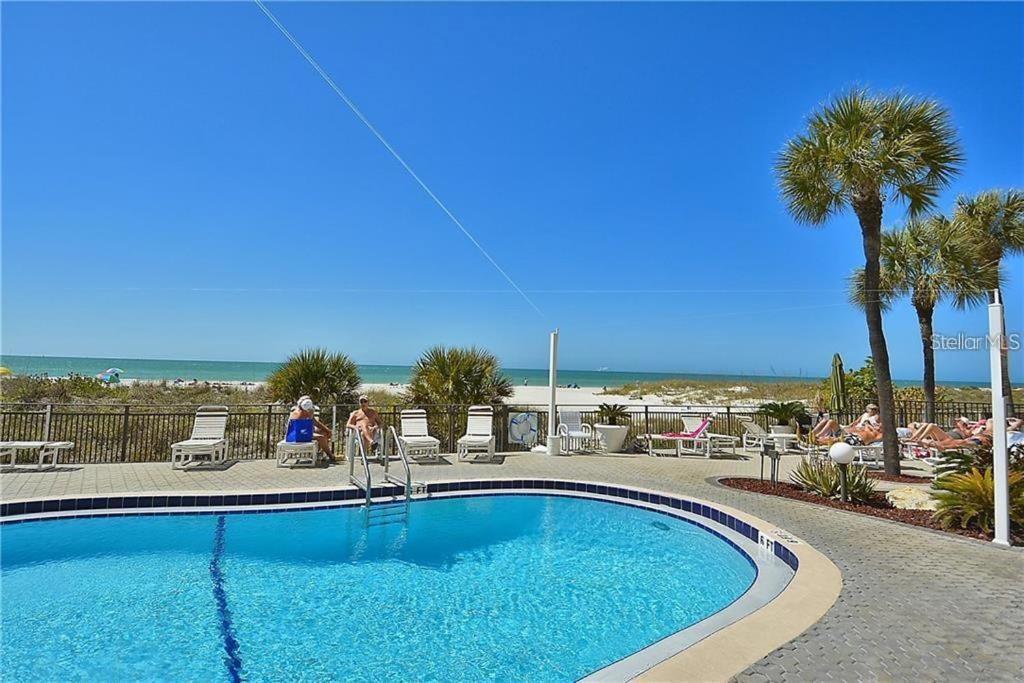 Oceanfront View Of Madeira Beach, Steps To The Beach - Madeira Norte Condo St. Pete Beach Ngoại thất bức ảnh